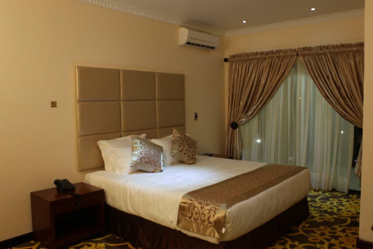 Open House Boutique Hotel Манзини Екстериор снимка