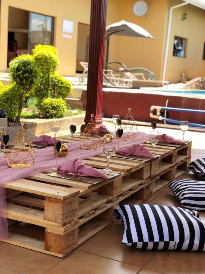 Open House Boutique Hotel Манзини Екстериор снимка
