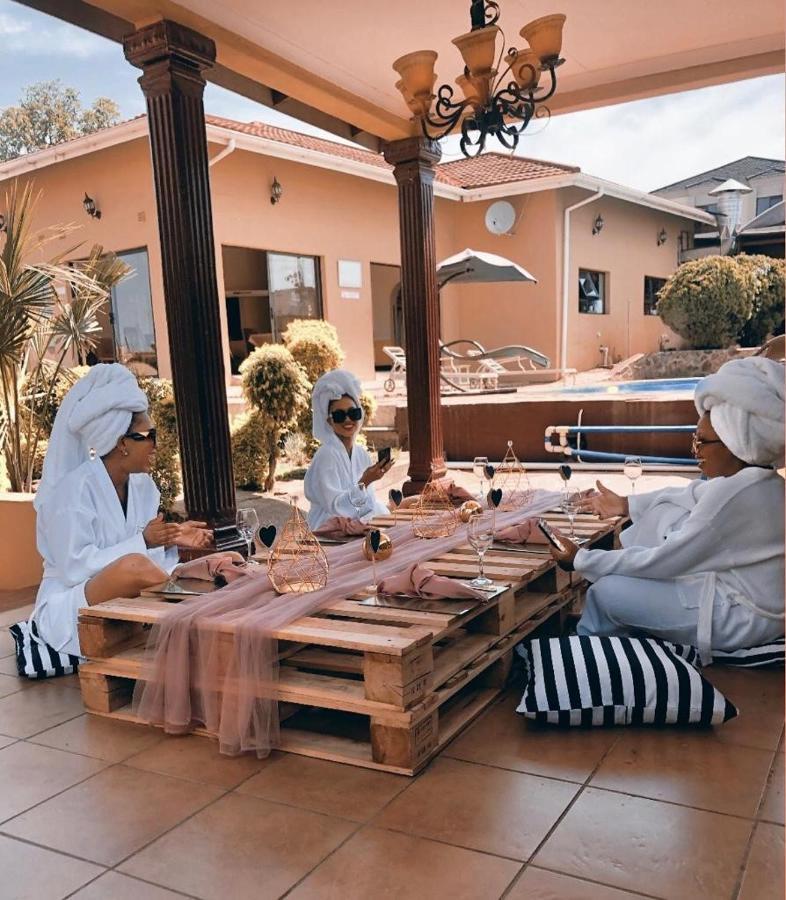 Open House Boutique Hotel Манзини Екстериор снимка